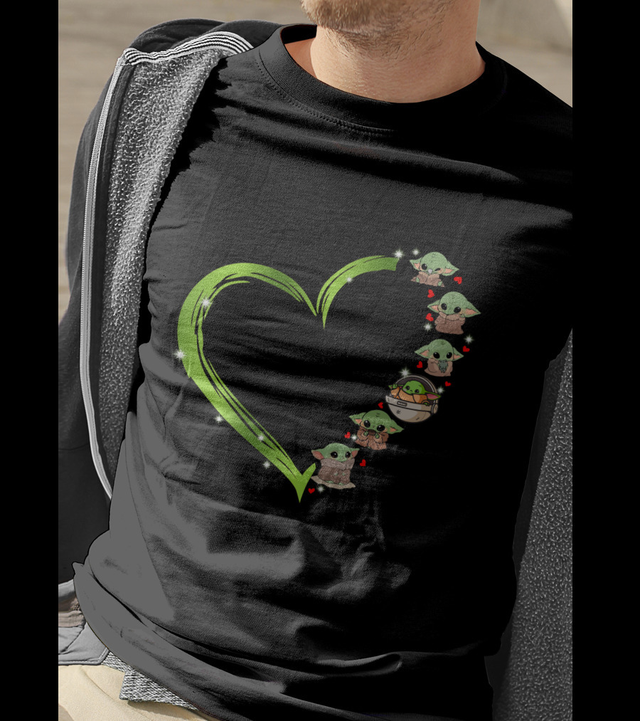 Baby Yoda Love Heart Shape Grogu Mandalorian Cute Green Jedi T-Shirt