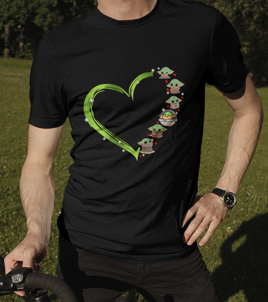 Baby Yoda Love Heart Shape Grogu Mandalorian Cute Green Jedi T-Shirt