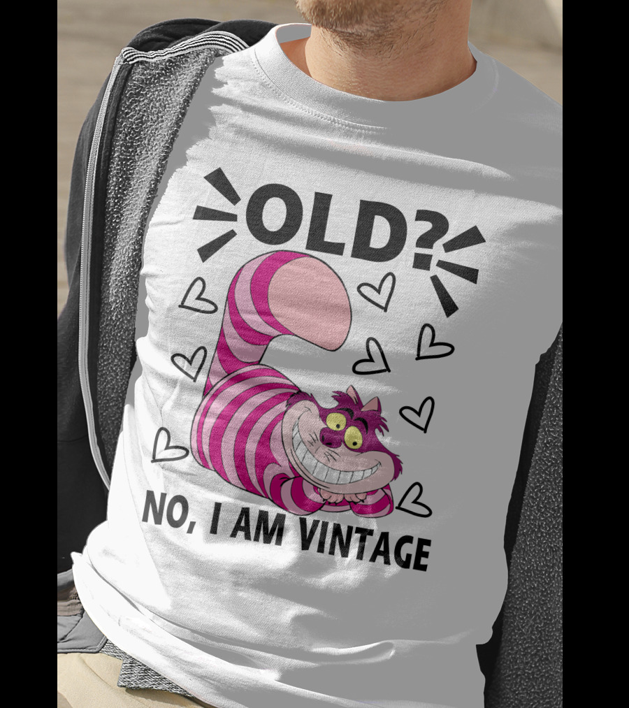 OLD NO I AM VINTAGE Cheshire Cat Hearts T-Shirt