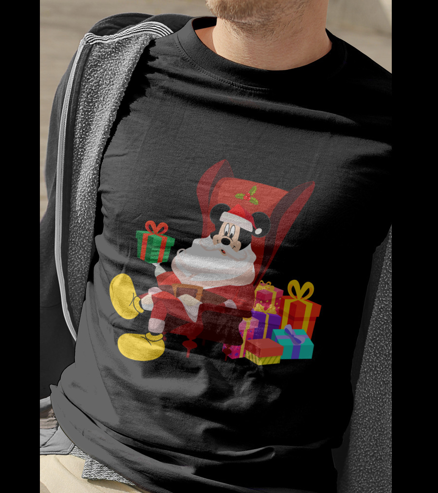 MK Santa Christmas Mickey Mouse With Gifts Iconic Disney Holiday T-Shirt