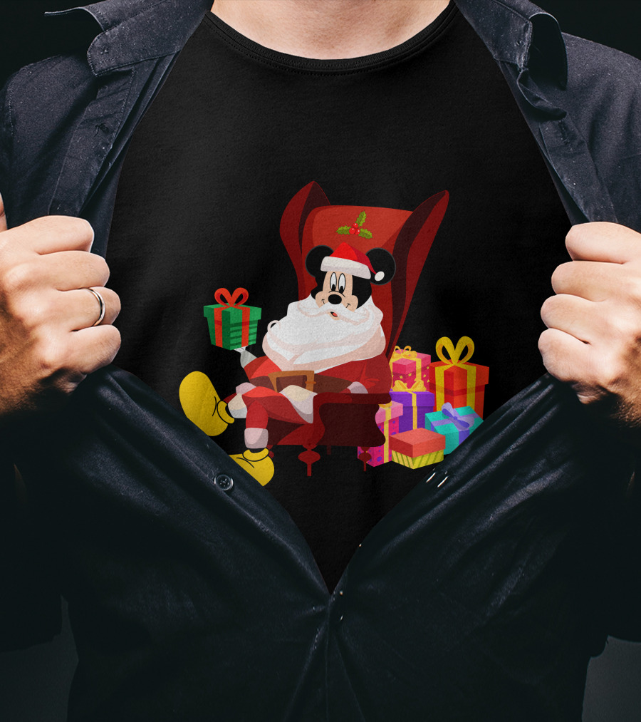 MK Santa Christmas Mickey Mouse With Gifts Iconic Disney Holiday T-Shirt
