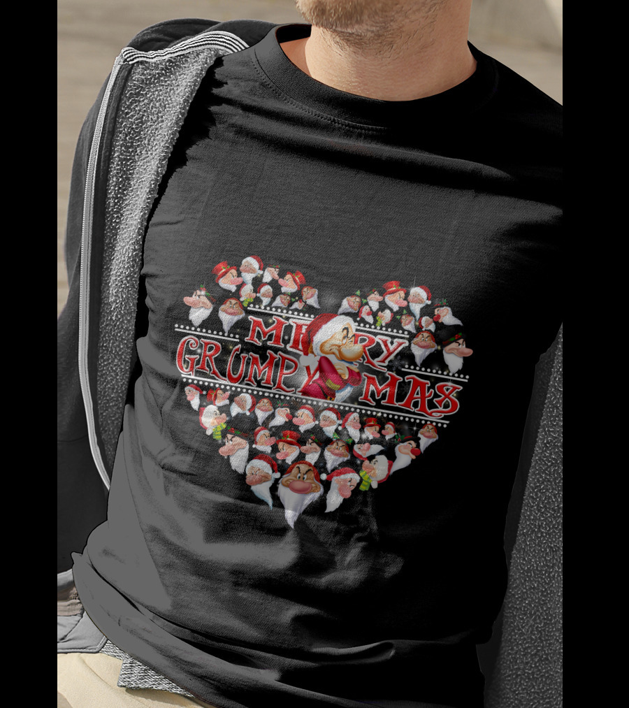 Merry Grumpmas Heart With Santa Dwarfs T-Shirt