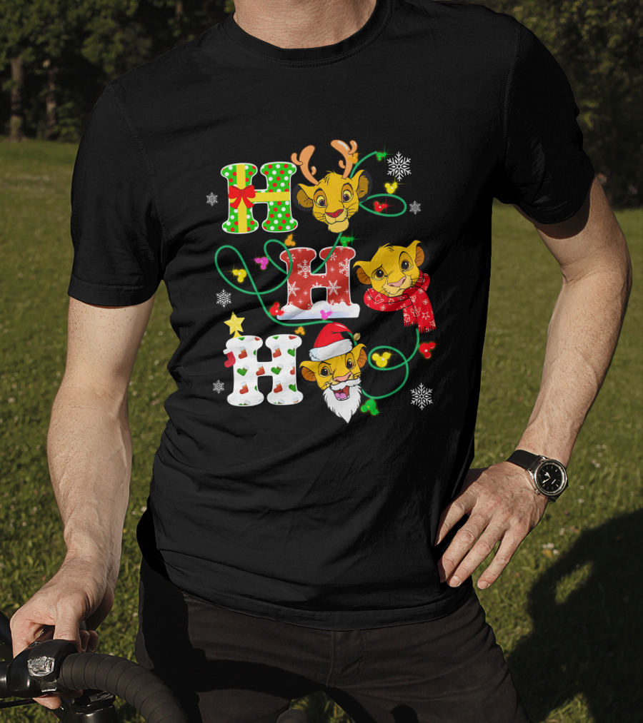 Simba Hohoho Christmas Holiday Festive Lion King Image With Santa Hat Reindeer Antlers Scarf Snowflakes T-Shirt