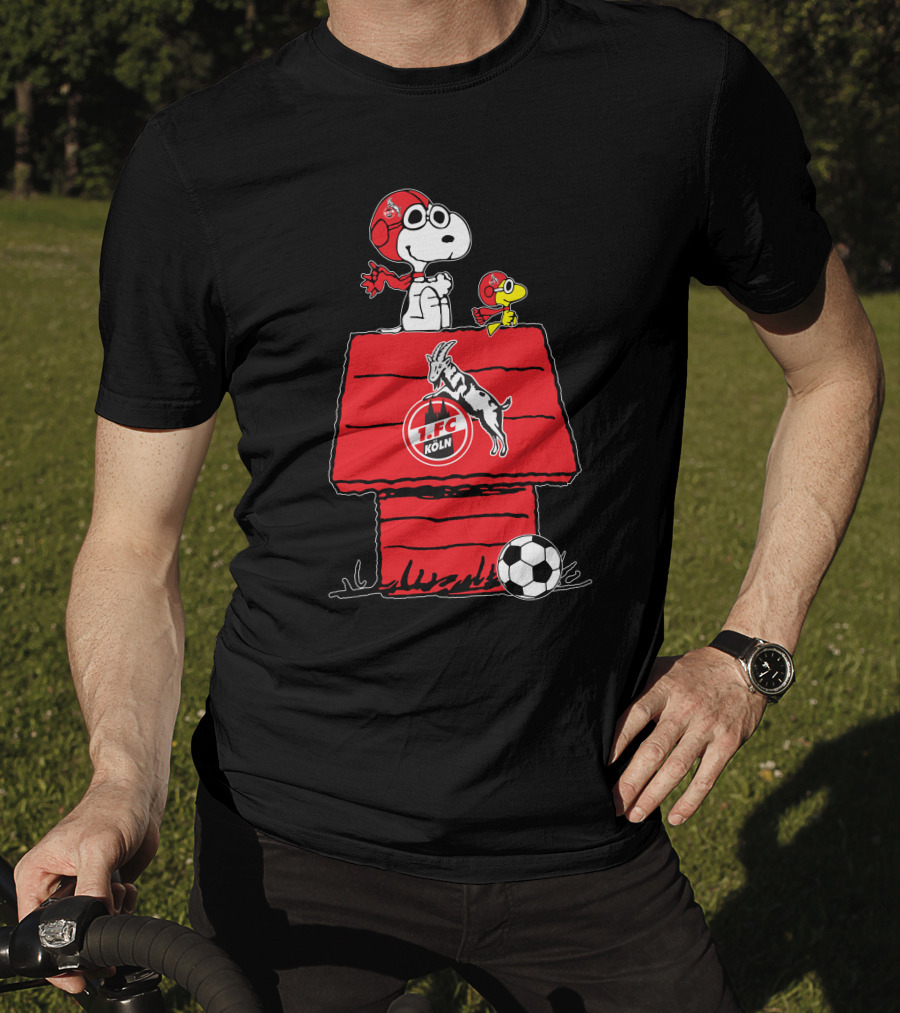 1. FC Köln Snoopy Woodhouse Soccer Scene T-Shirt