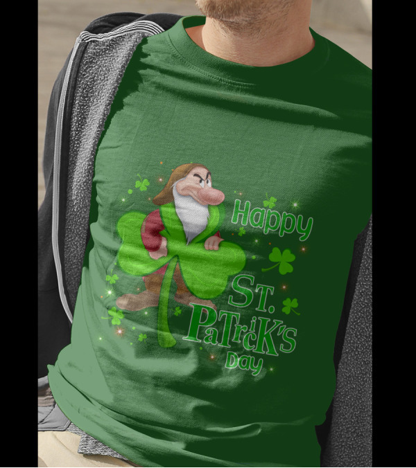 Happy St. Patrick's Day Grumpy Dwarf With Clover And Shamrocks T-Shirt