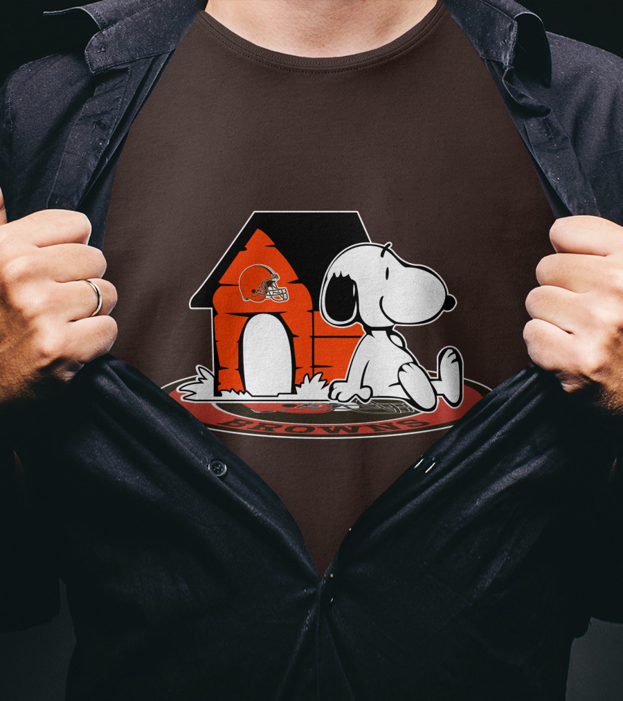 Cleveland Browns Football Fan Snoopy Now And Forever T-Shirt