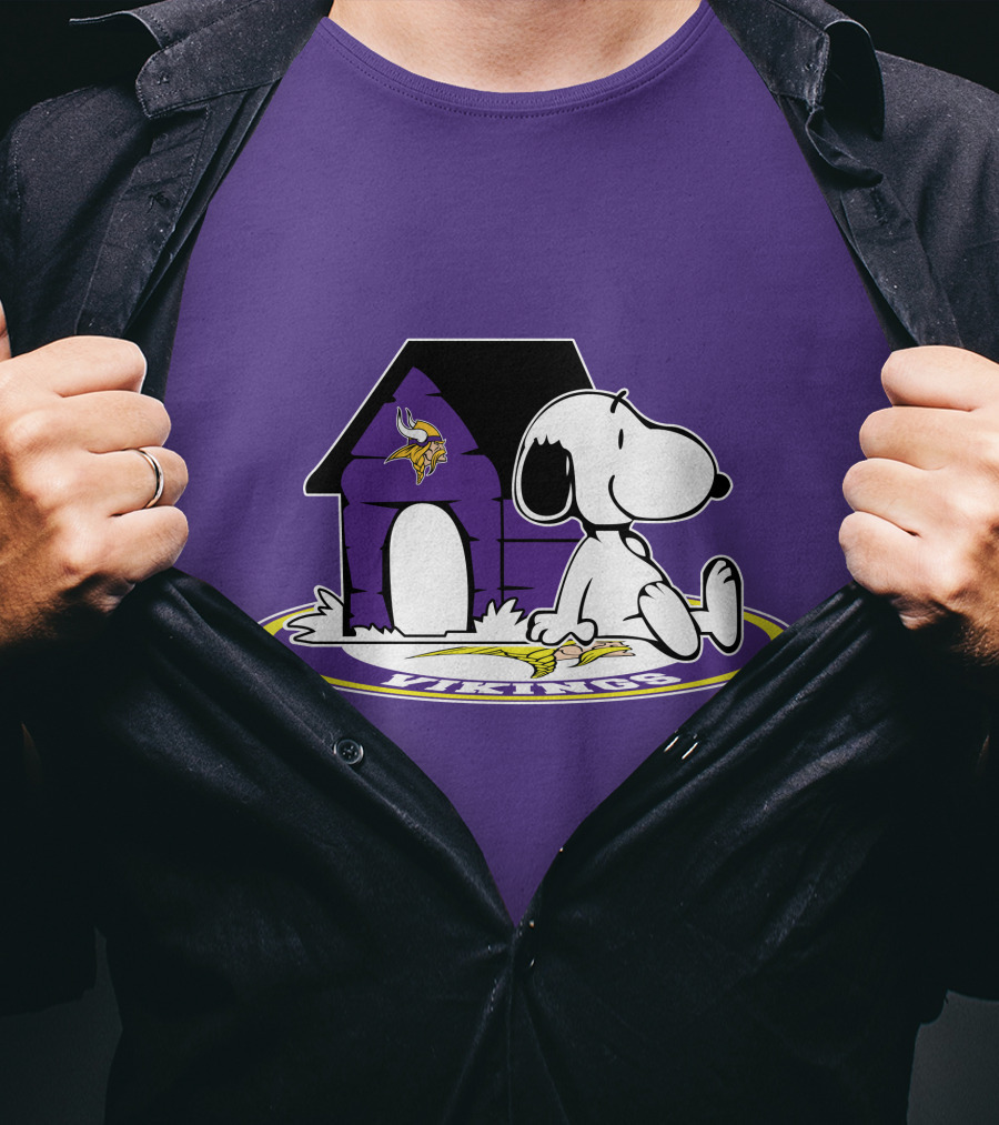 Snoopy Minnesota Vikings Football Fan Now And Forever T-Shirt