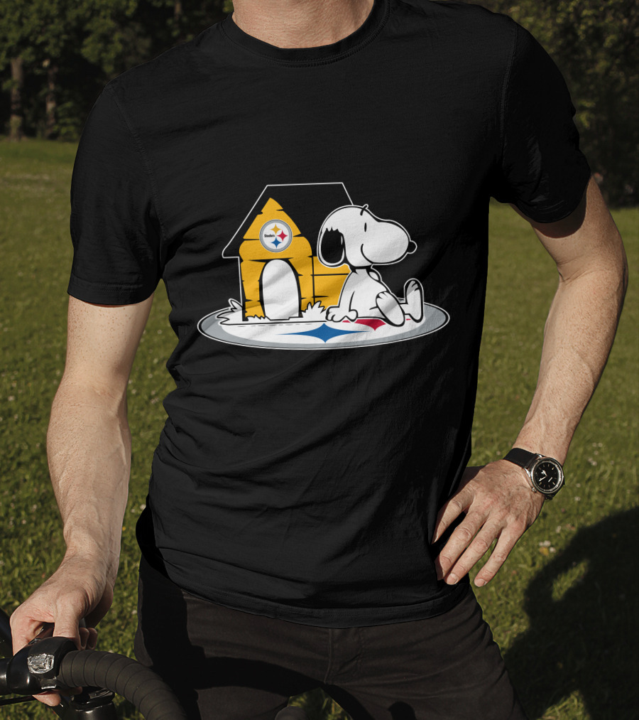 Snoopy With Pittsburgh Steelers Doghouse Football Fan Forever T-Shirt