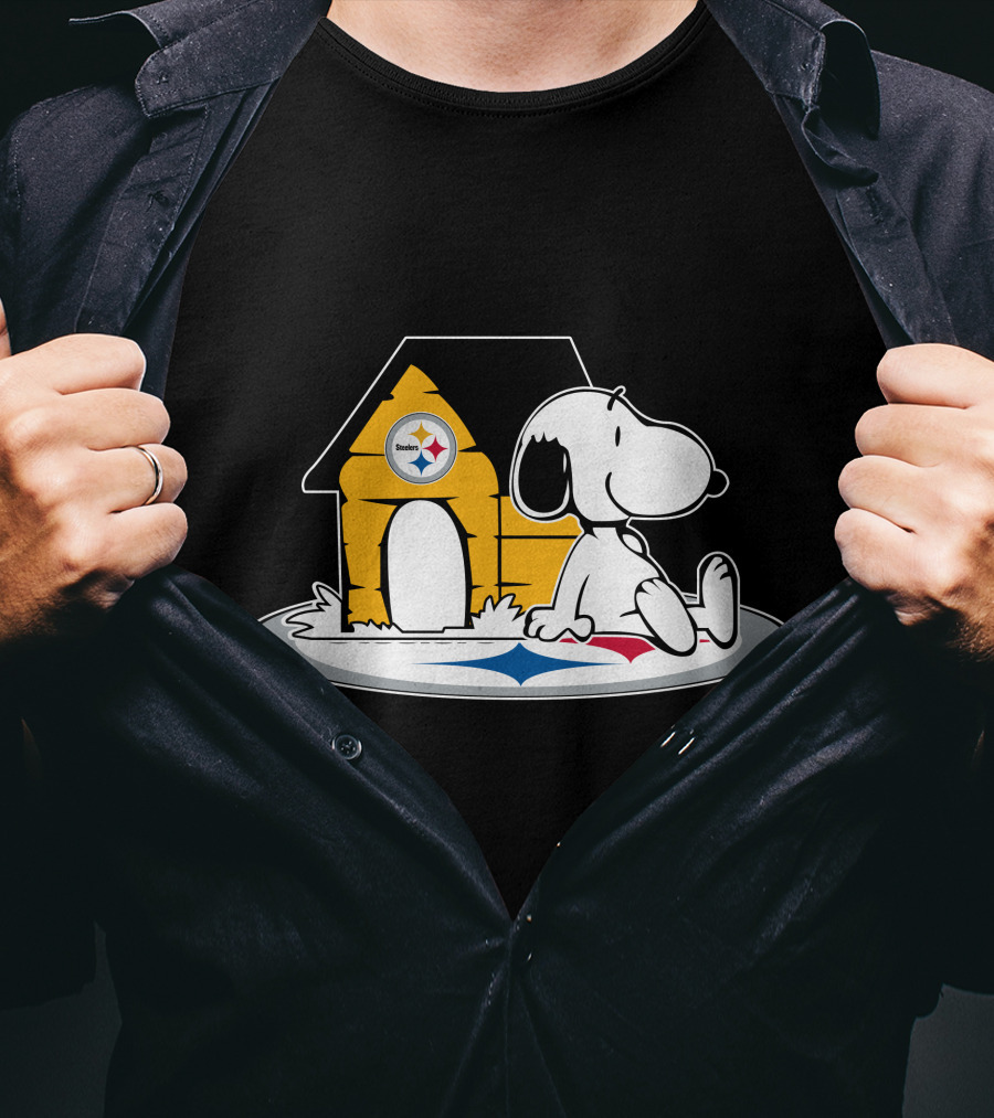 Snoopy With Pittsburgh Steelers Doghouse Football Fan Forever T-Shirt