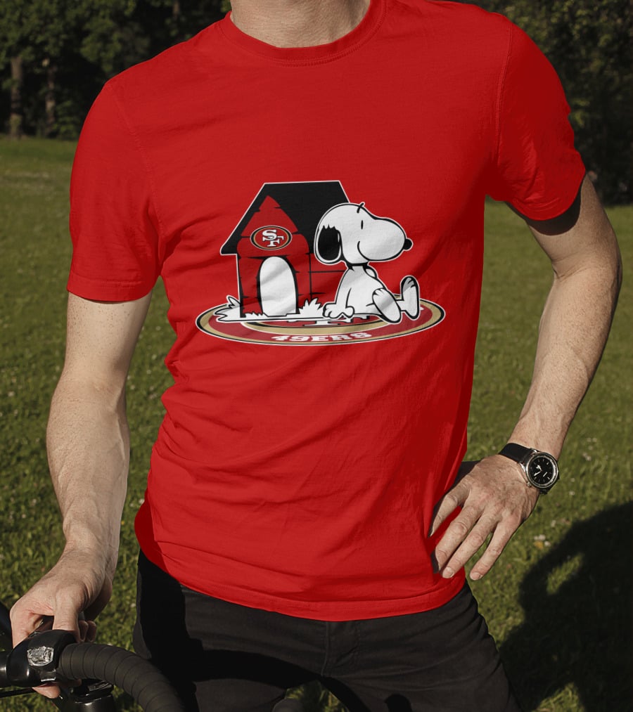 San Francisco 49ers Snoopy Fan Forever T-Shirt