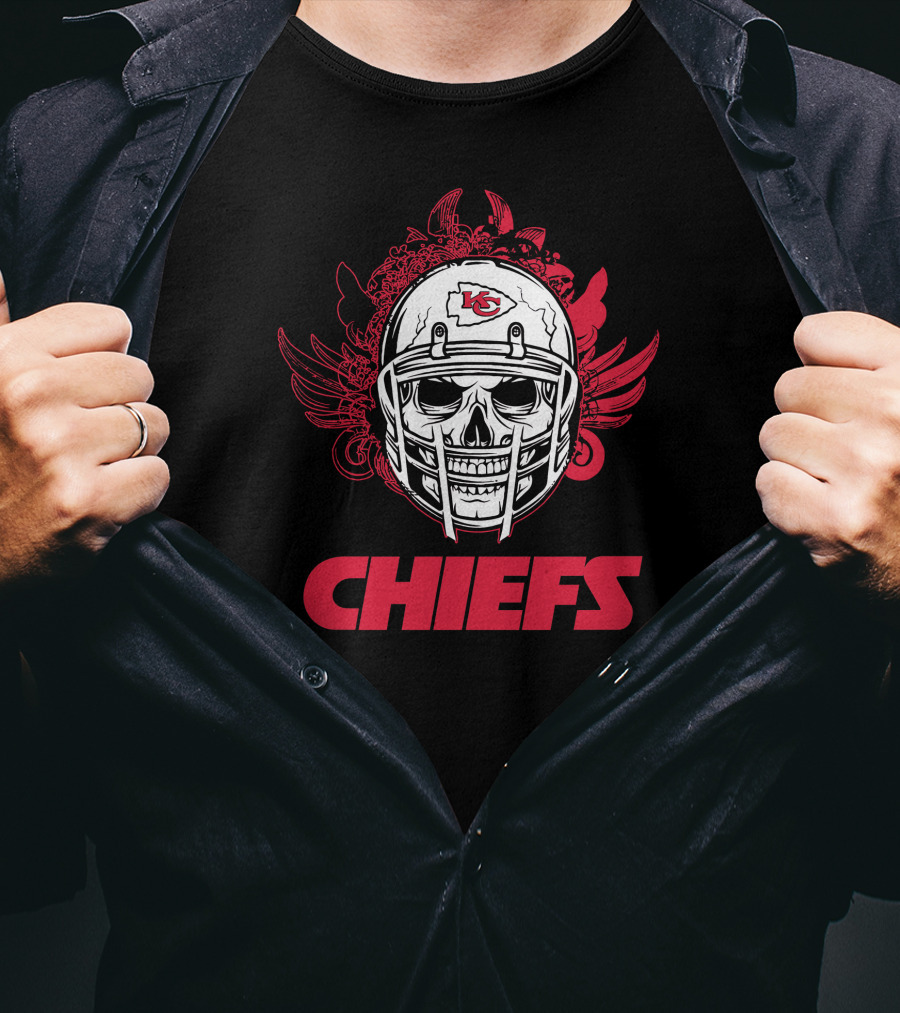 Kansas City Chiefs Skull Helmet T-Shirt