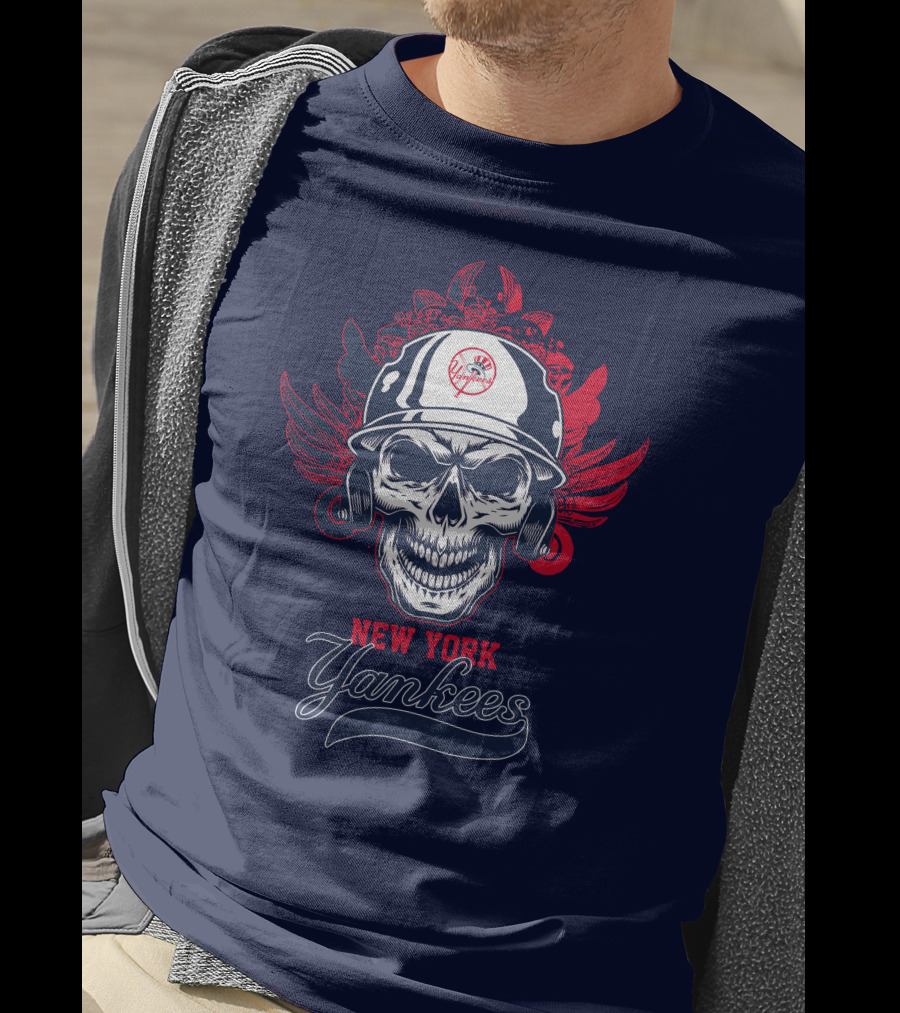 New York Yankees Skull Wings Helmet T-Shirt