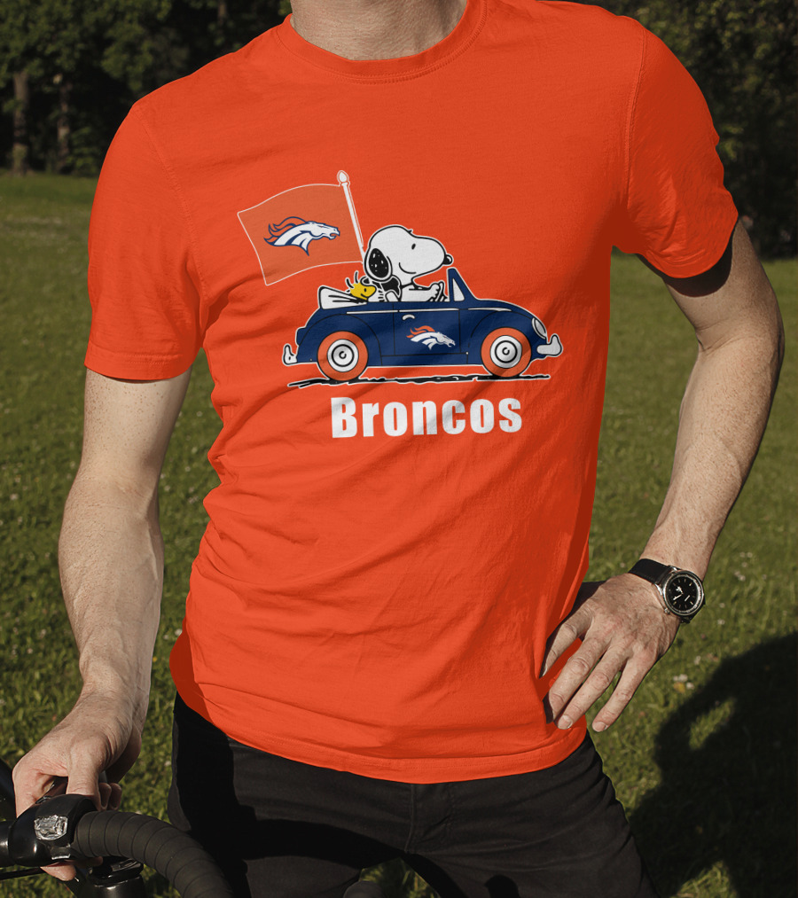 Denver Broncos Snoopy Car Broncos Flag T-Shirt