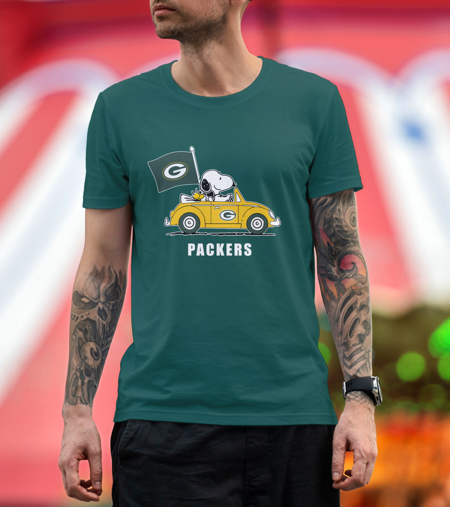 Green Bay Packers Snoopy Driving Car T-Shirt