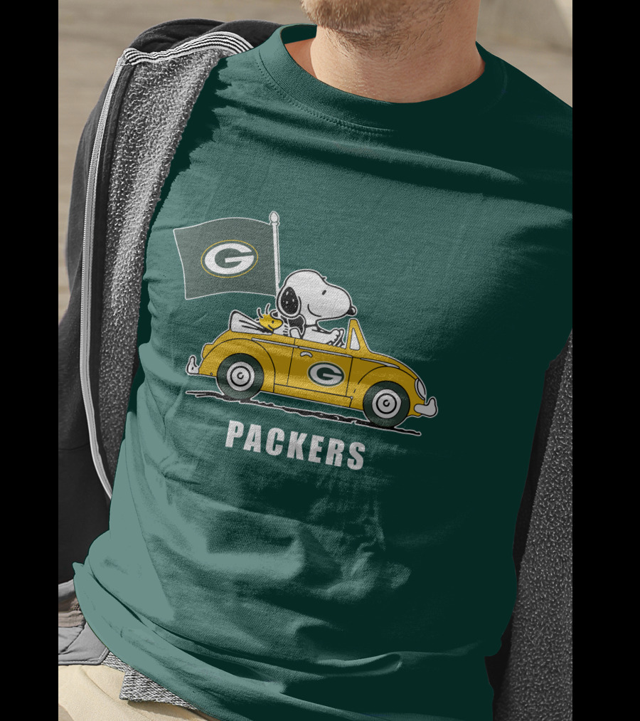 Green Bay Packers Snoopy Driving Car T-Shirt