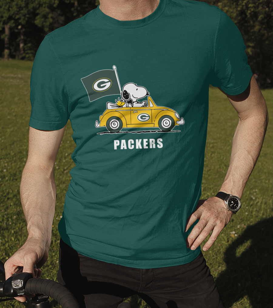 Green Bay Packers Snoopy Driving Car T-Shirt