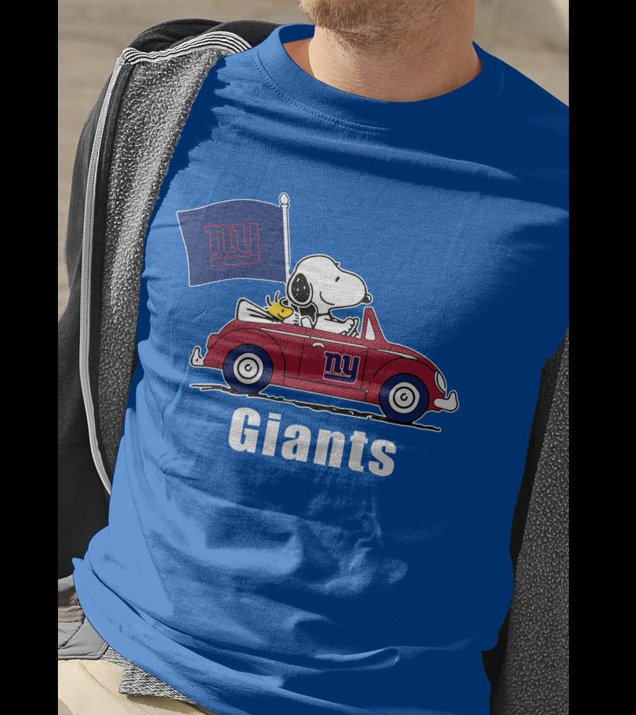 New York Giants Snoopy Driving With Woodstock And Flag T-Shirt
