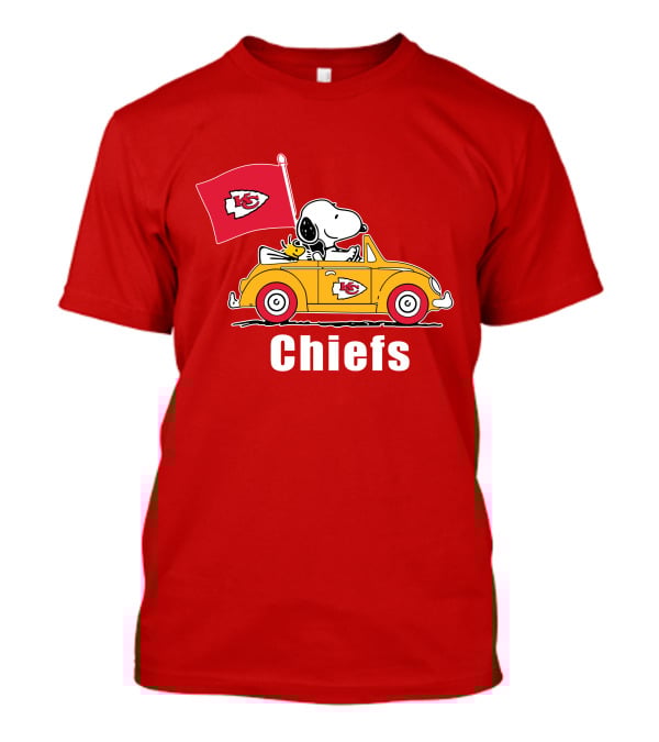 Kansas City Chiefs Snoopy Riding With Woodstock In Yellow Car T-Shirt