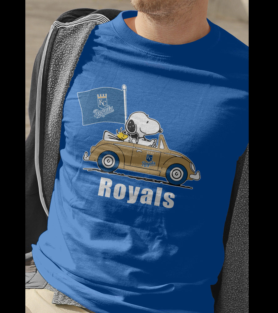 Royals Snoopy KC Royals Flag Peanuts Car T-Shirt