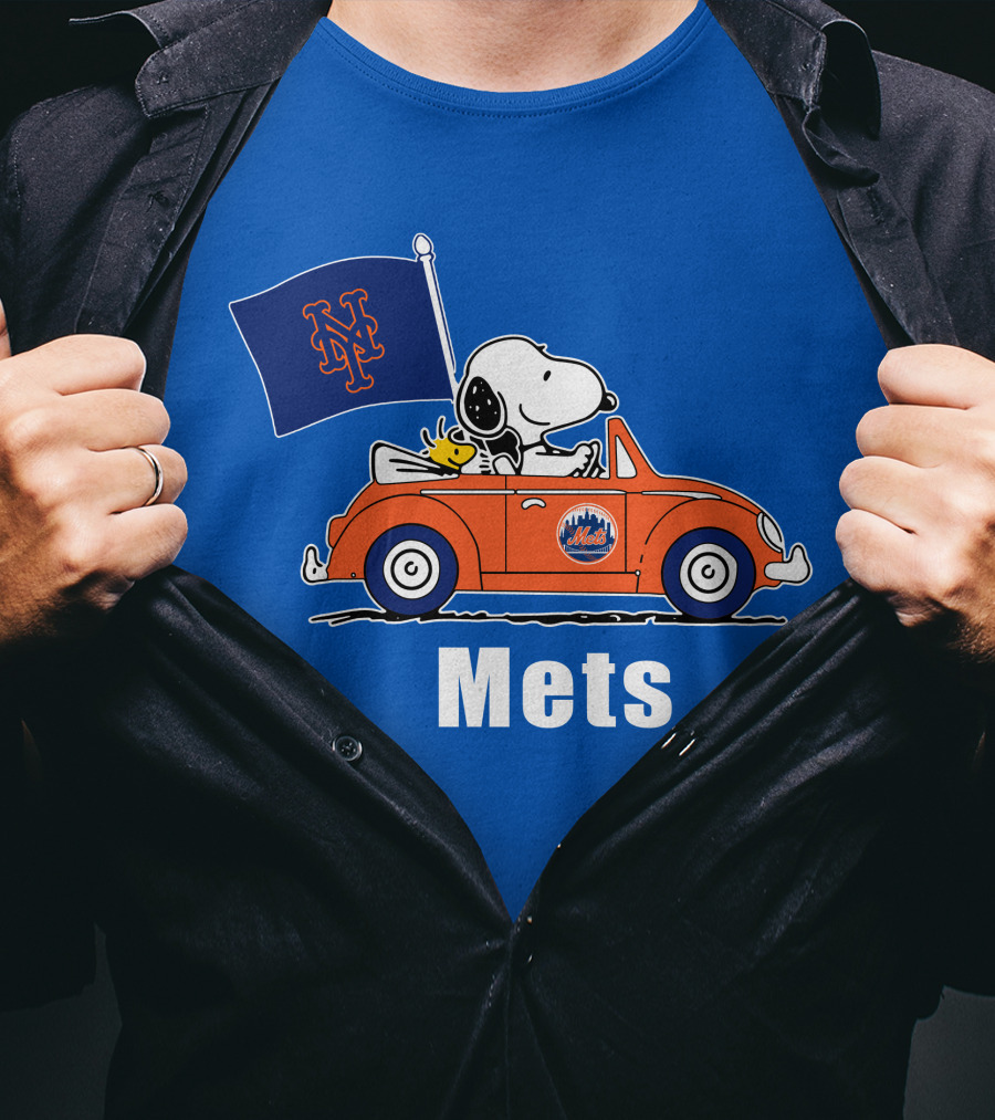 Mets Snoopy Driving With Woodstock And Flag T-Shirt
