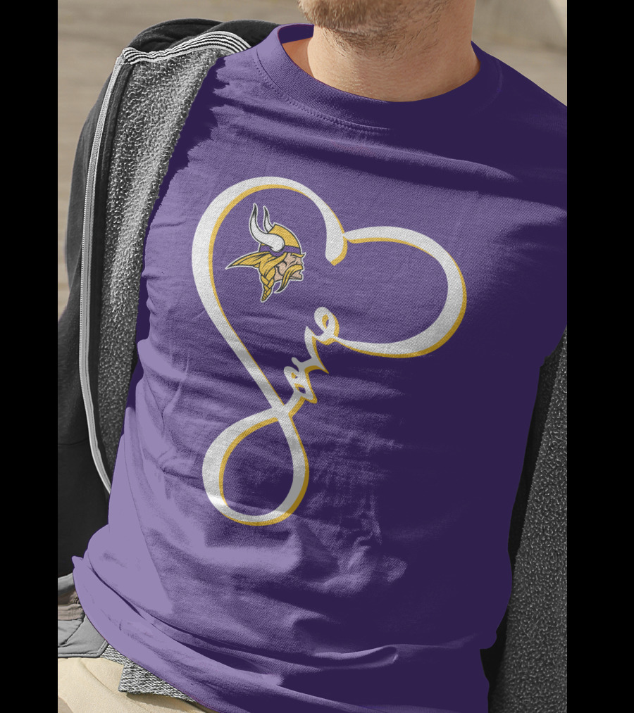 Love Minnesota Vikings Heart T-Shirt