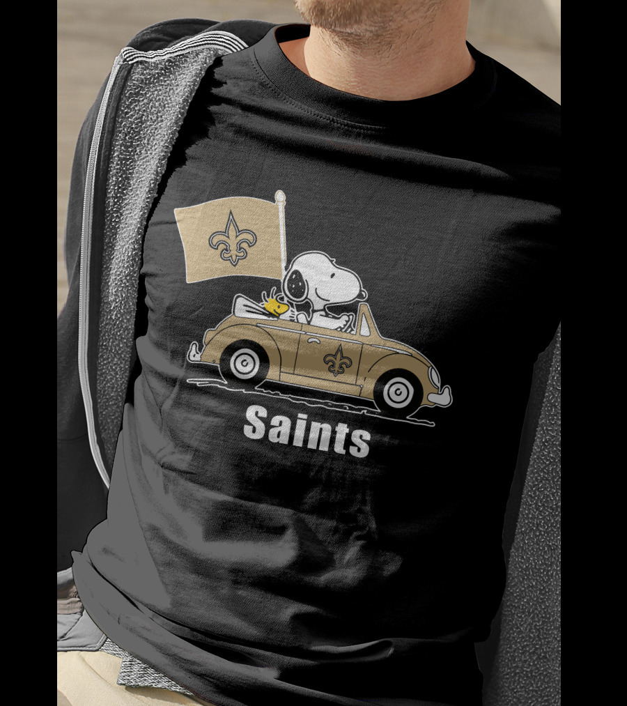 Saints Snoopy Woodstock Car Fleur-de-Lis Flag T-Shirt