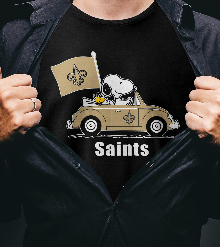Saints Snoopy Woodstock Car Fleur-de-Lis Flag T-Shirt
