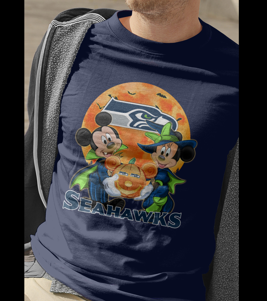Seattle Seahawks Mickey Mouse And Minnie Mouse Halloween Pumpkin T-Shirt