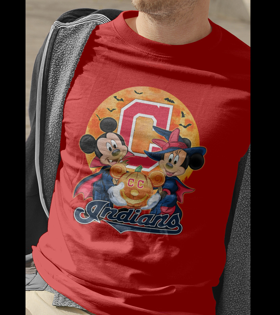 Cleveland Indians Mickey Mouse Minnie Mouse Halloween C Logo Pumpkin T-Shirt