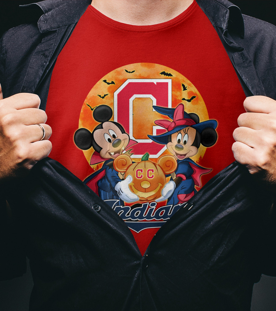 Cleveland Indians Mickey Mouse Minnie Mouse Halloween C Logo Pumpkin T-Shirt