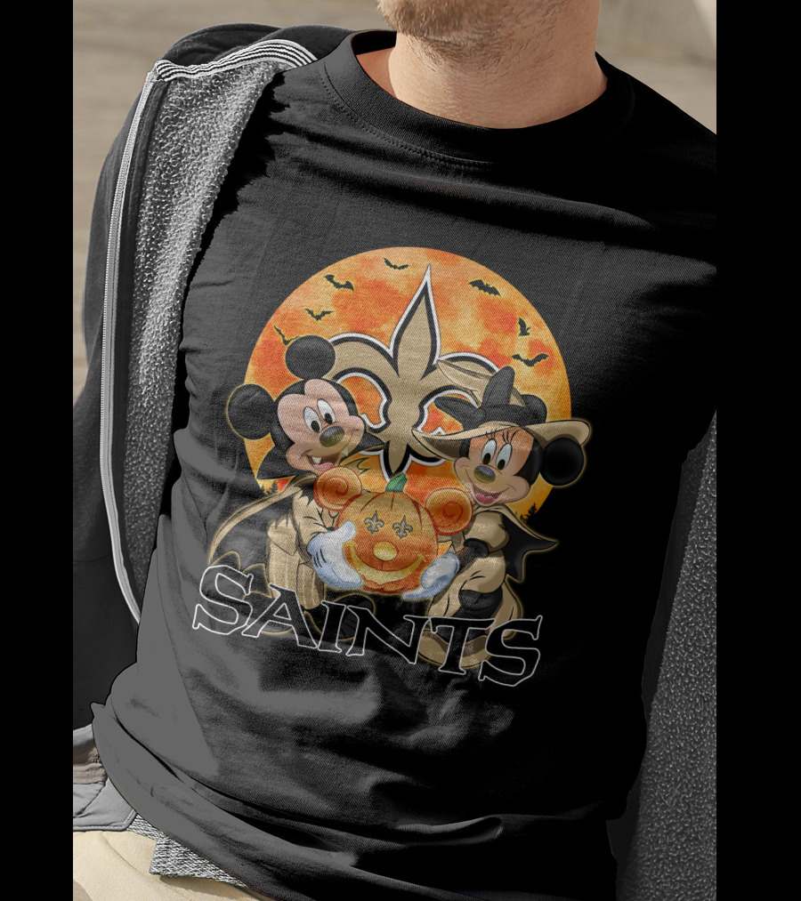 New Orleans Saints Mickey And Minnie Halloween Pumpkin Fleur-de-Lis T-Shirt