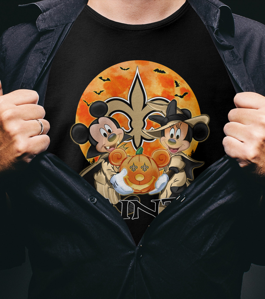 New Orleans Saints Mickey And Minnie Halloween Pumpkin Fleur-de-Lis T-Shirt