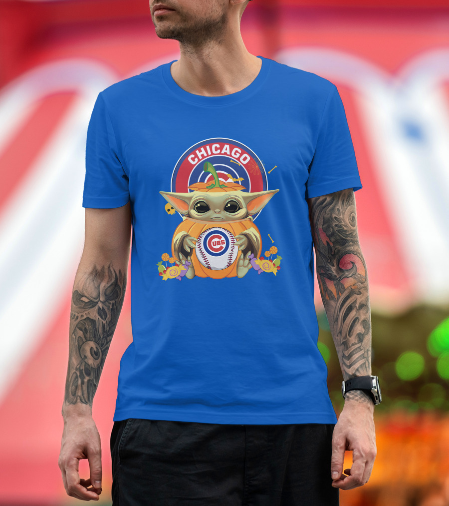 Halloween Pumpkin Baby Yoda Chicago Cubs Baseball Theme T-Shirt