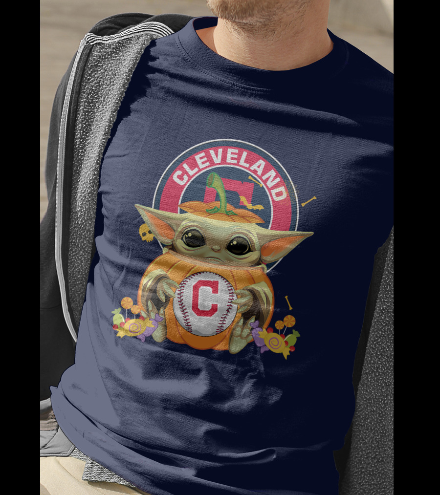 Halloween Pumpkin Baby Yoda Hug Cleveland Baseball Team T-Shirt