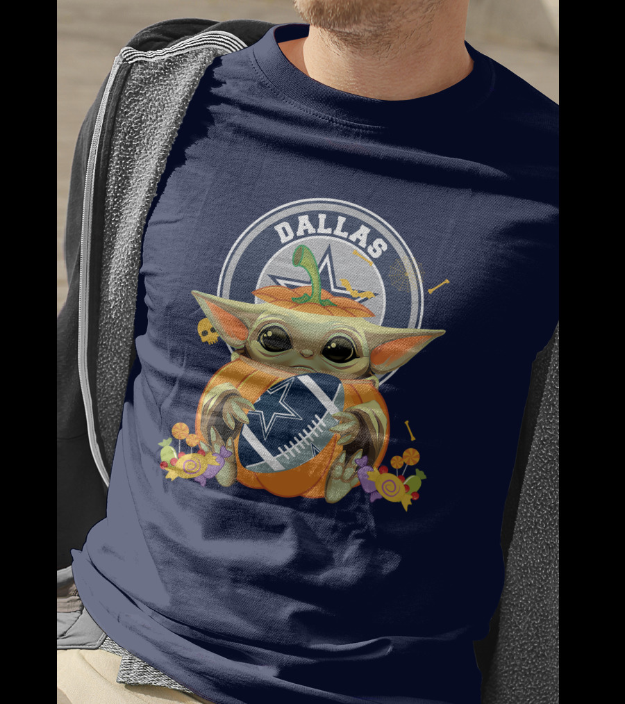 Halloween Pumpkin Baby Yoda Hug Dallas Cowboys Football T-Shirt