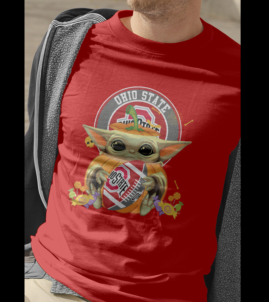 Halloween Pumpkin Ohio State Buckeyes Baby Yoda Hug Football T-Shirt
