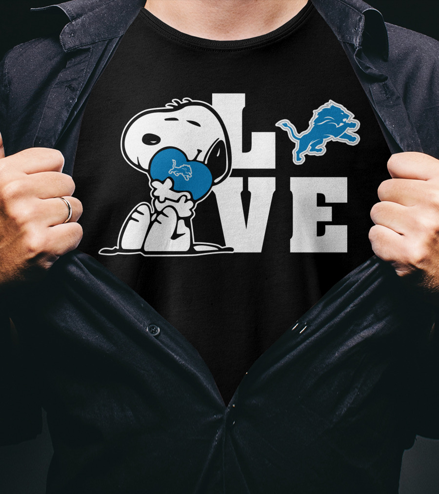 Snoopy Love Lions Football Detroit T-Shirt
