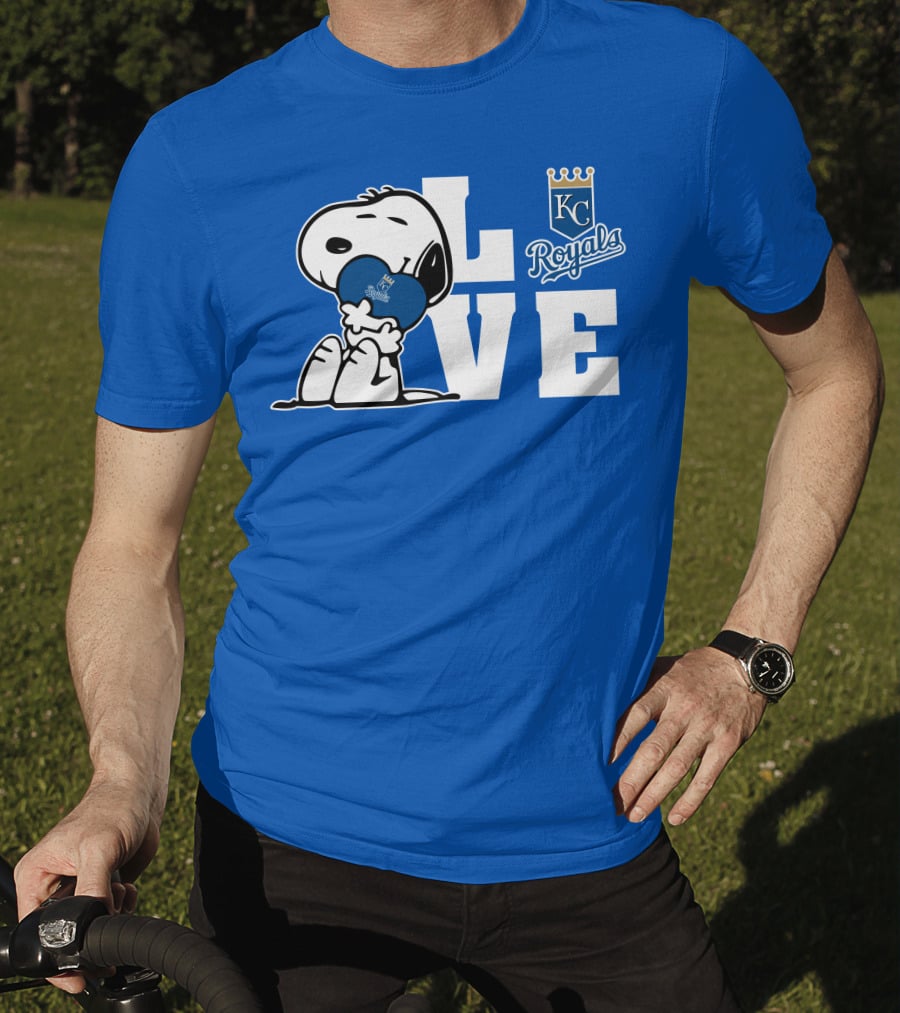 Snoopy Love Kc Royals With Heart T-Shirt
