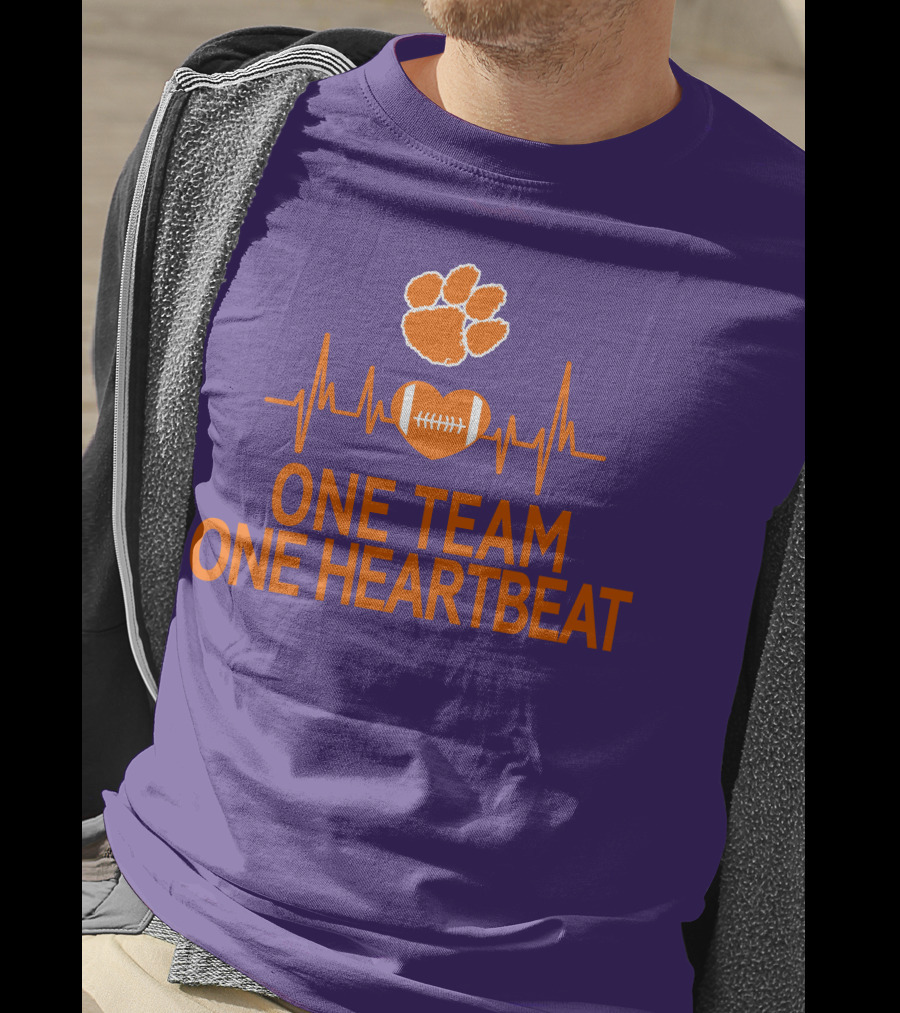 Clemson Tigers One Team One Heartbeat Football Paw Print Heartbeat T-Shirt