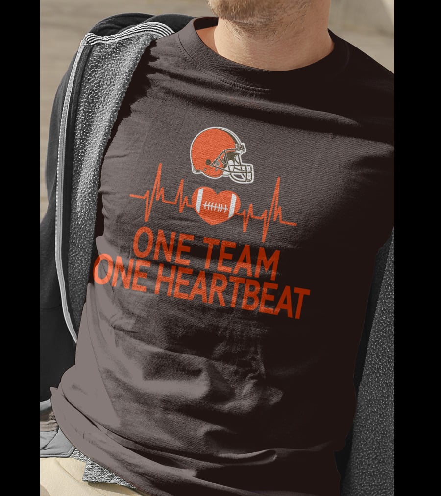 Cleveland Browns Football Helmet One Team One Heartbeat T-Shirt