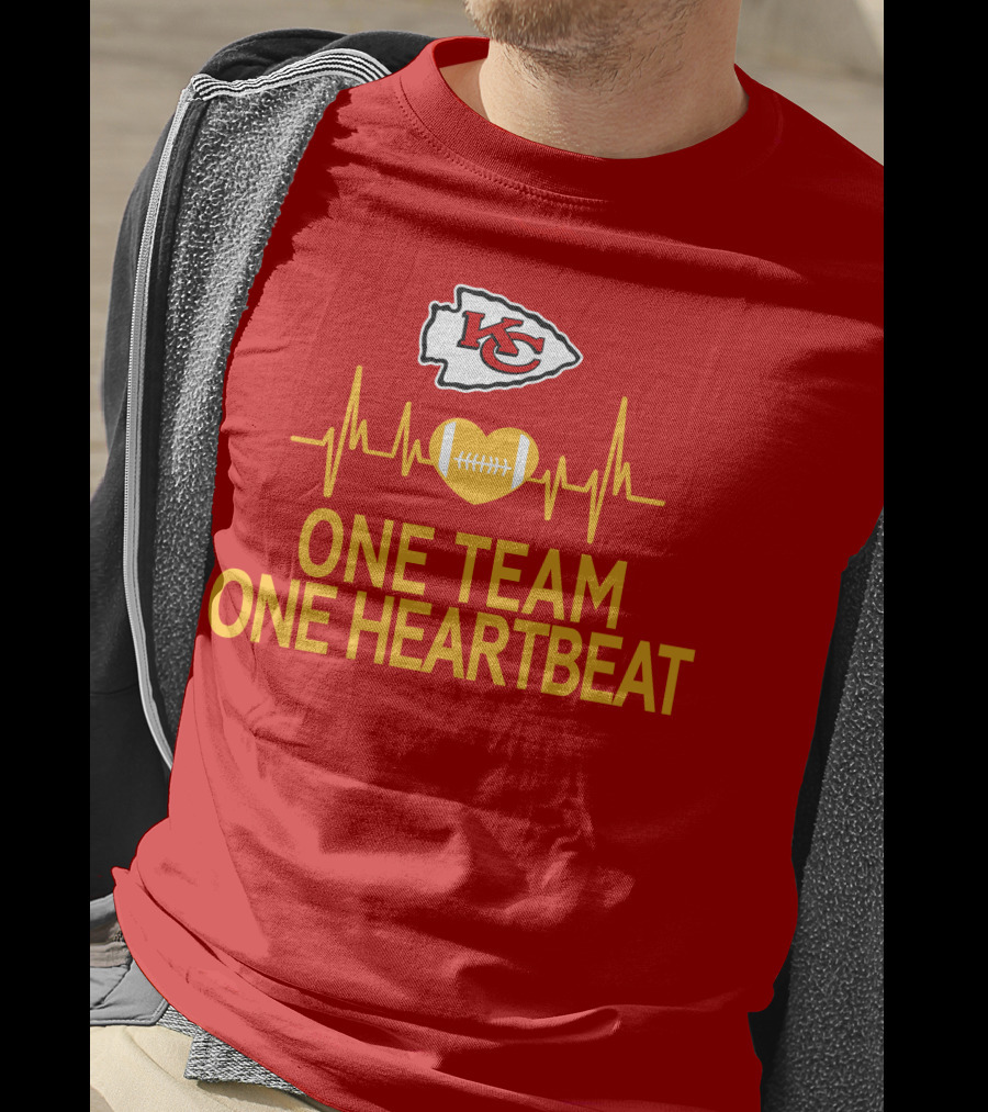 Kansas City Chiefs KC Logo Heartbeat Football One Team One Heartbeat T-Shirt