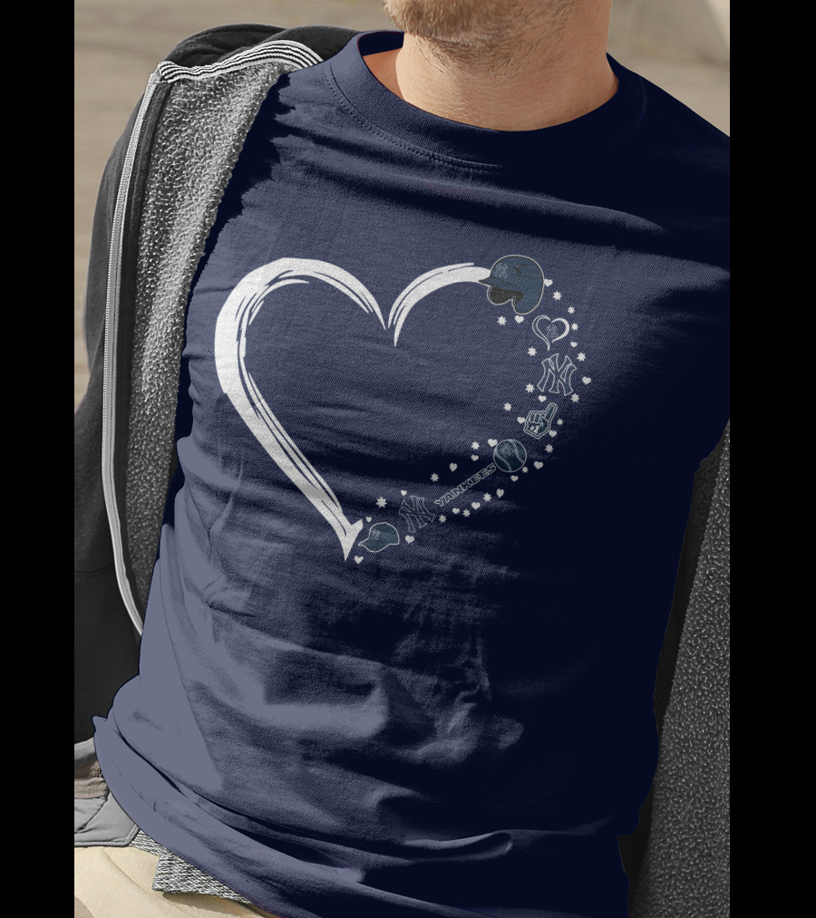 New York Yankees Heart Design With Helmets T-Shirt