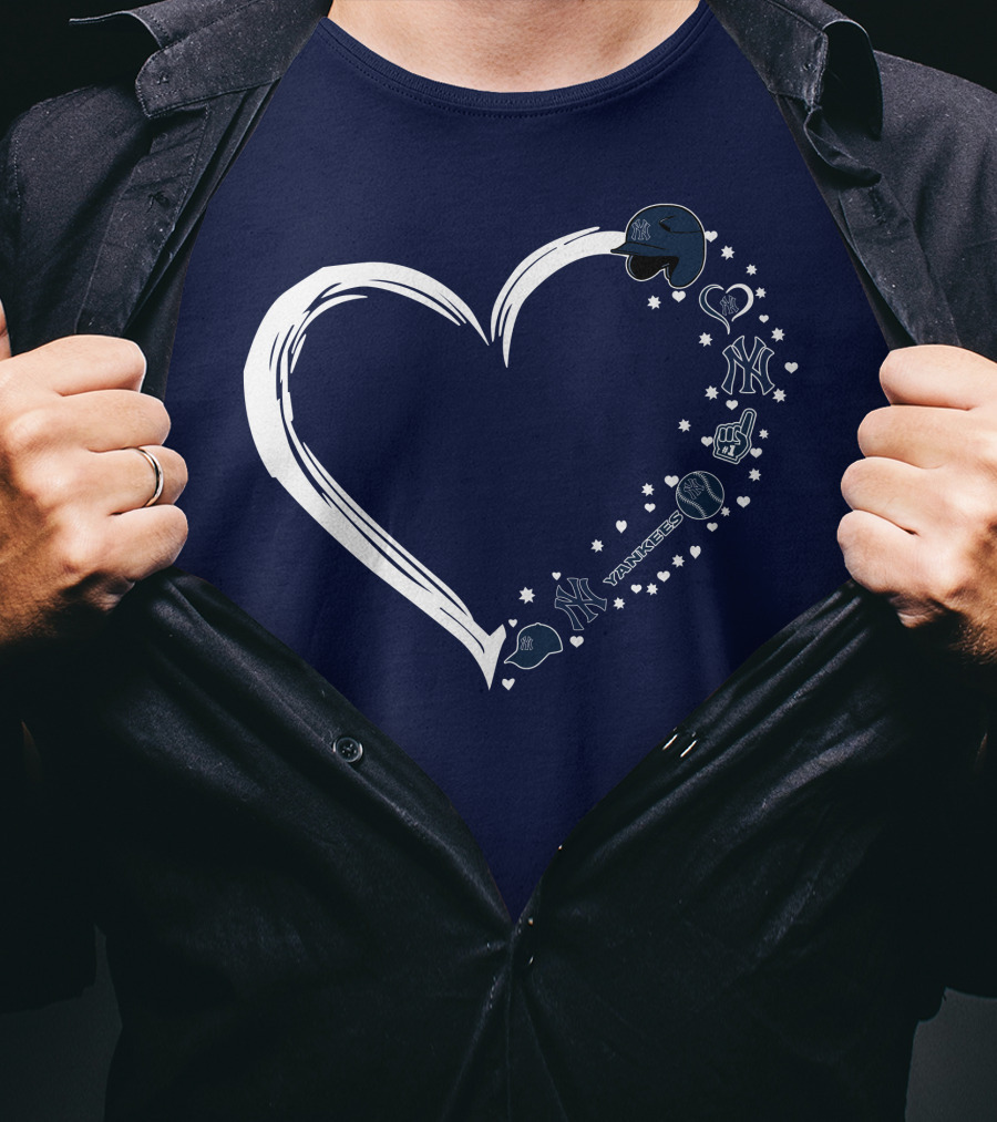 New York Yankees Heart Design With Helmets T-Shirt