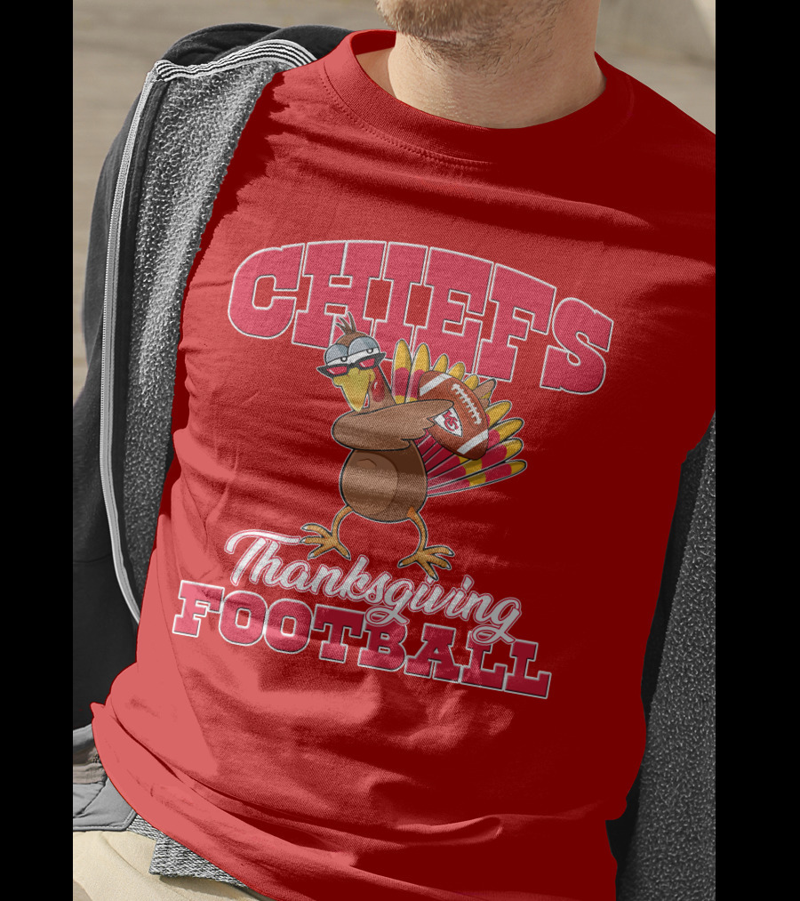 Chiefs Thanksgiving Football Turkey Holding Football T-Shirt