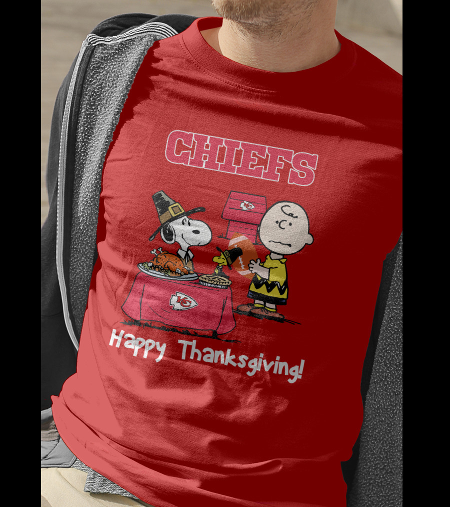 Chiefs Snoopy Charlie Brown Thanksgiving Kansas City Football T-Shirt