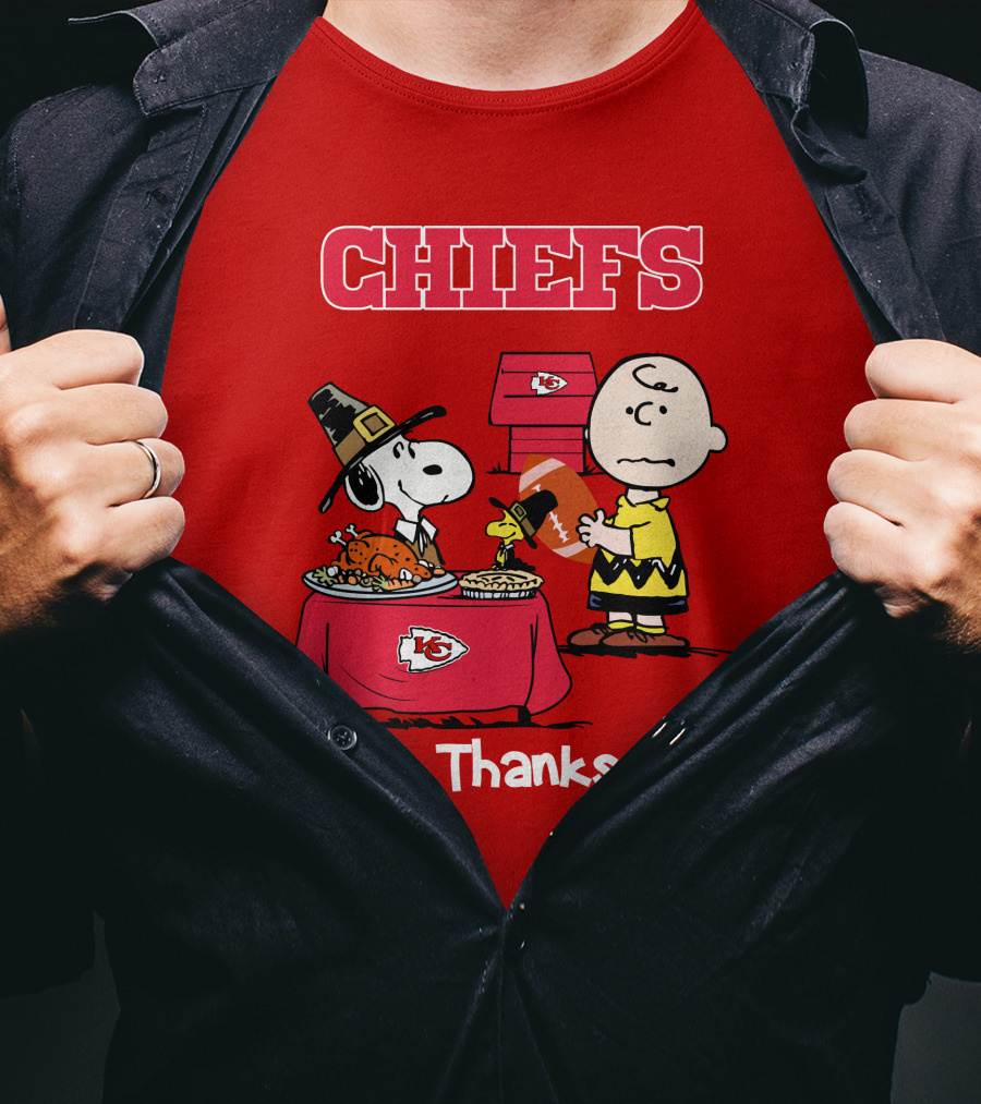 Chiefs Snoopy Charlie Brown Thanksgiving Kansas City Football T-Shirt