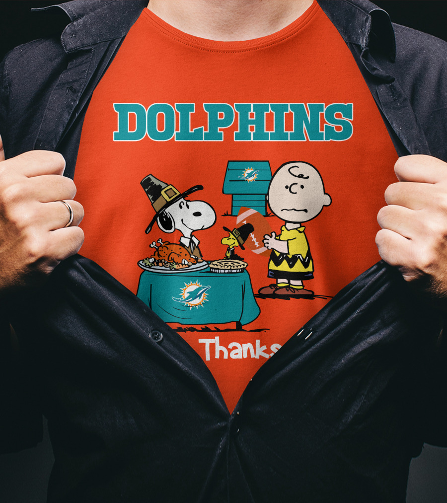Dolphins Snoopy Charlie Brown Happy Thanksgiving Miami T-Shirt