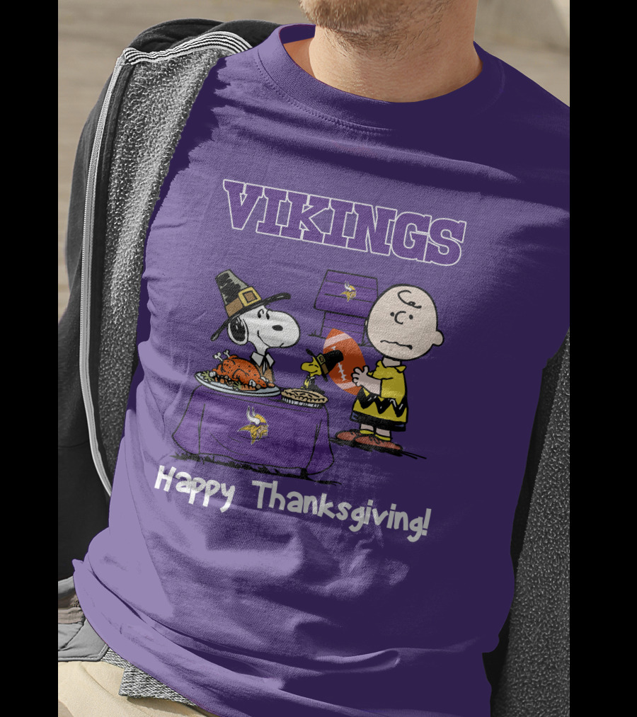 Vikings Snoopy Charlie Brown Thanksgiving Football Minnesota T-Shirt