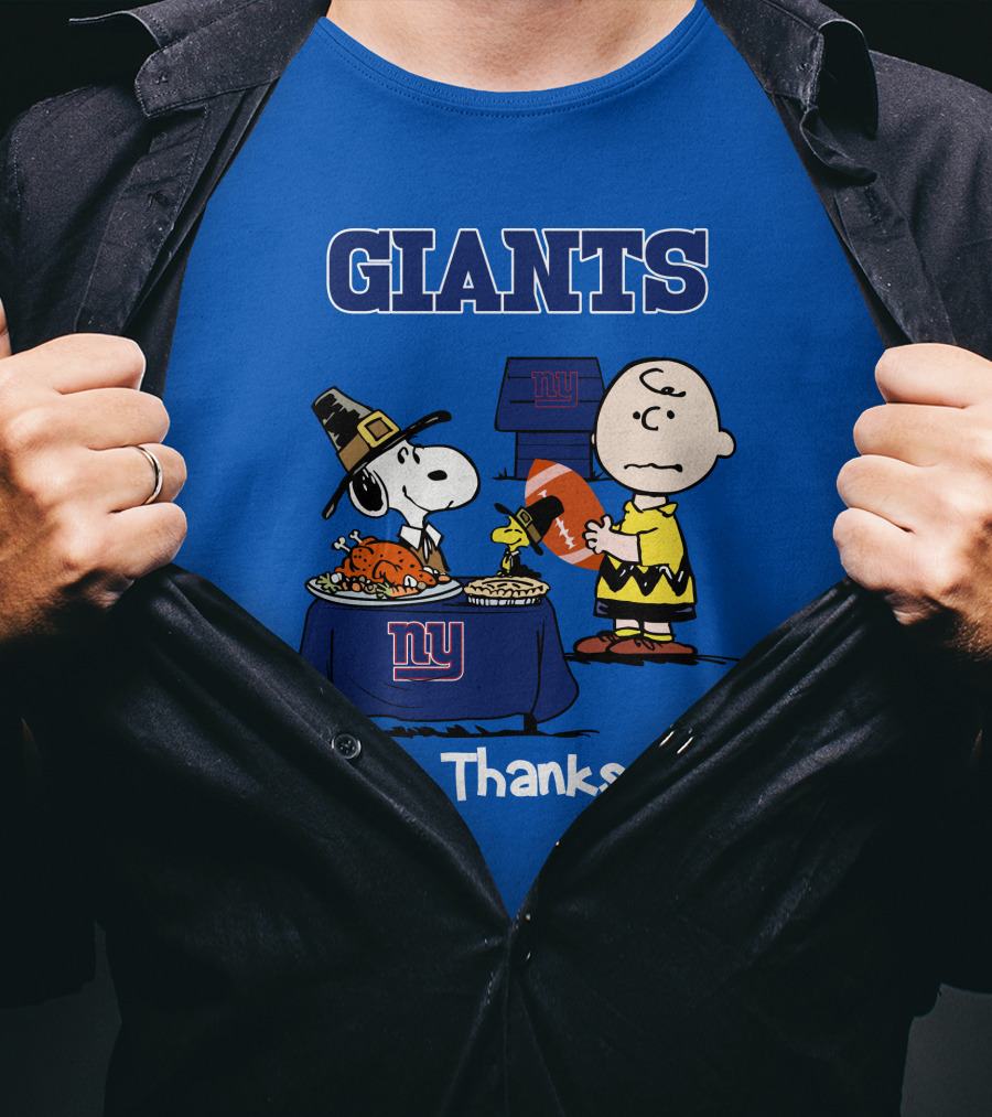 GIANTS Snoopy Happy Thanksgiving Football Charlie Brown T-Shirt