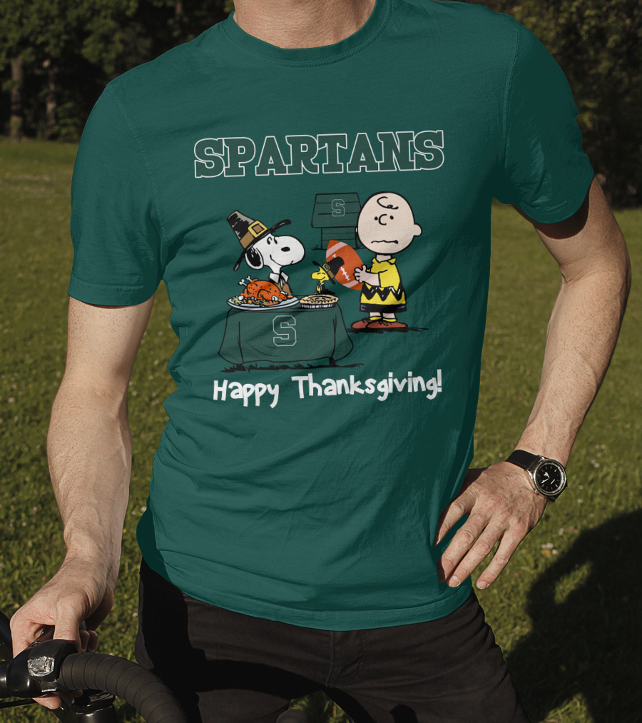 Spartans Snoopy Charlie Brown Thanksgiving Football T-Shirt
